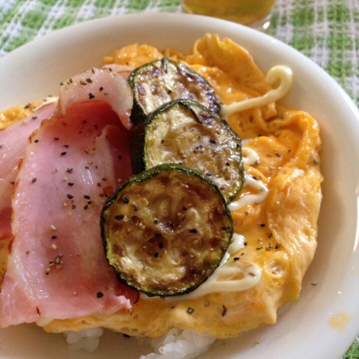 一人ランチにズッキーニ丼